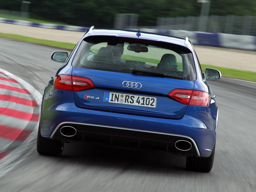  Audi RS4 Avant (B8, 8K) 2012 года  (WW) (фото 24 из 114)